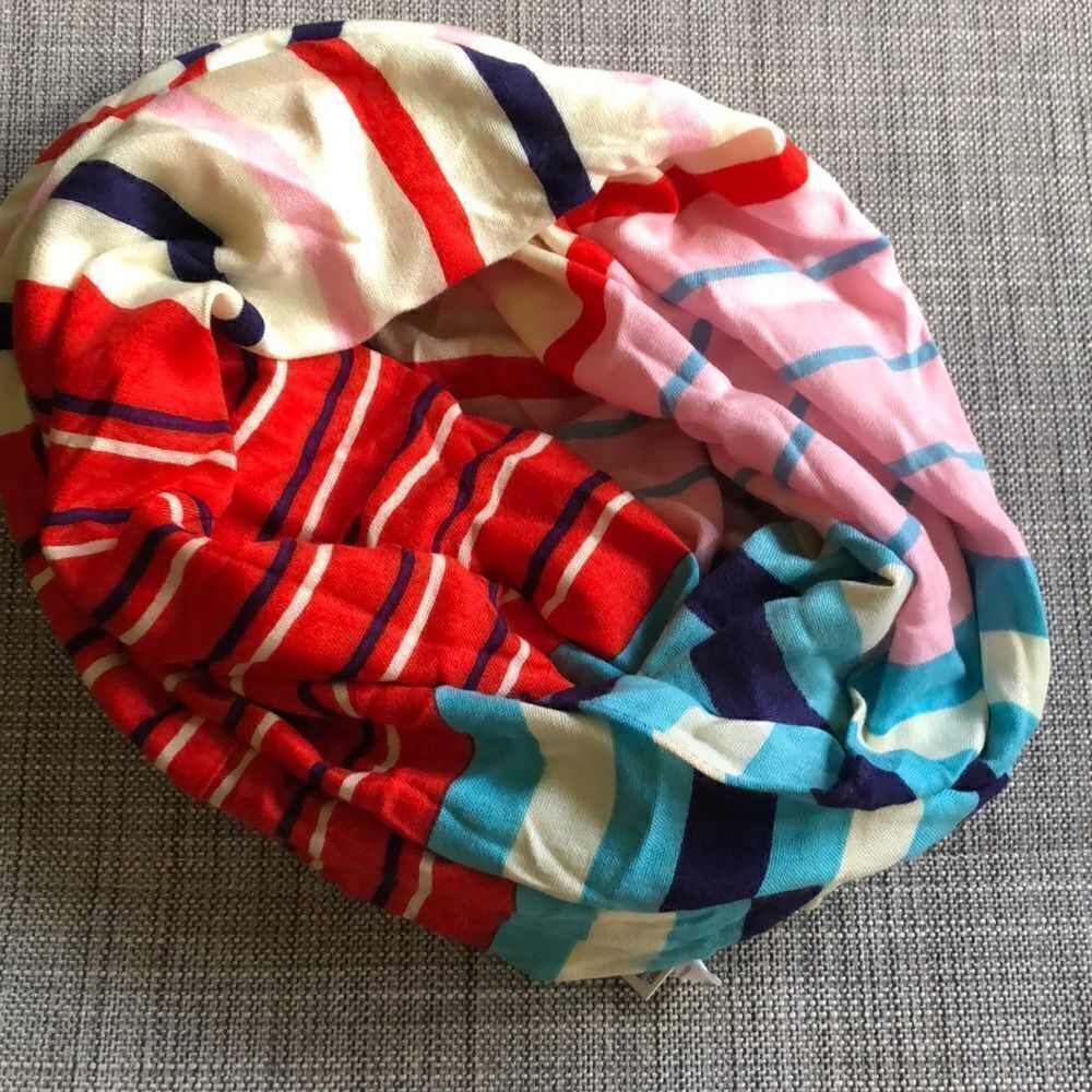 EUC Liz Claiborne Infinity Scarf - Picture 3 of 3